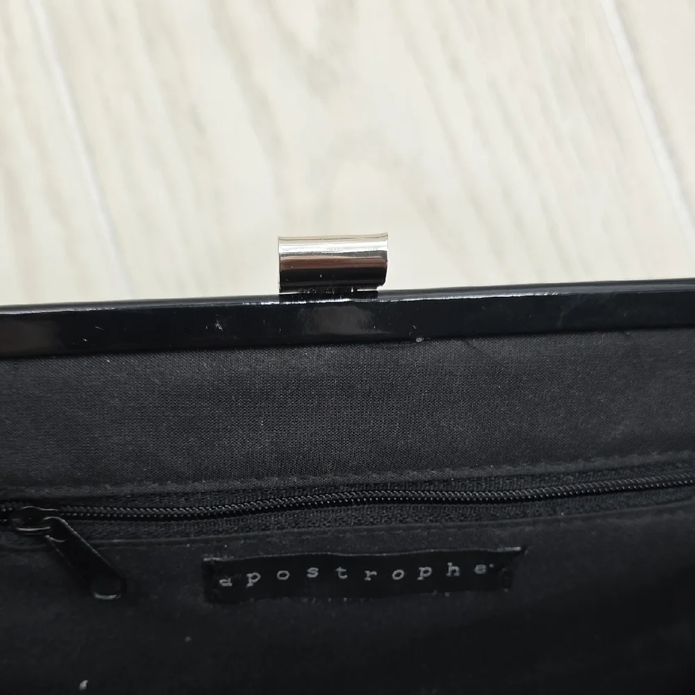 Elegant Black Women's Handbag - Picture 2 of 10